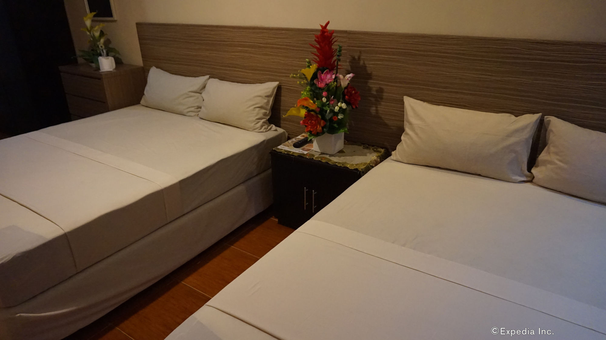 Haeinsa Condotel Quezon City Eksteriør billede